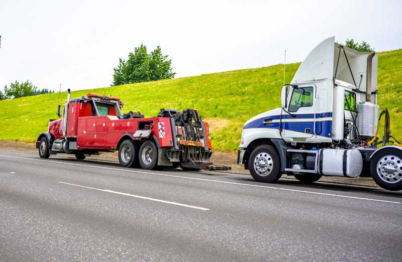 Commercial truck towing and heavy-duty recovery
